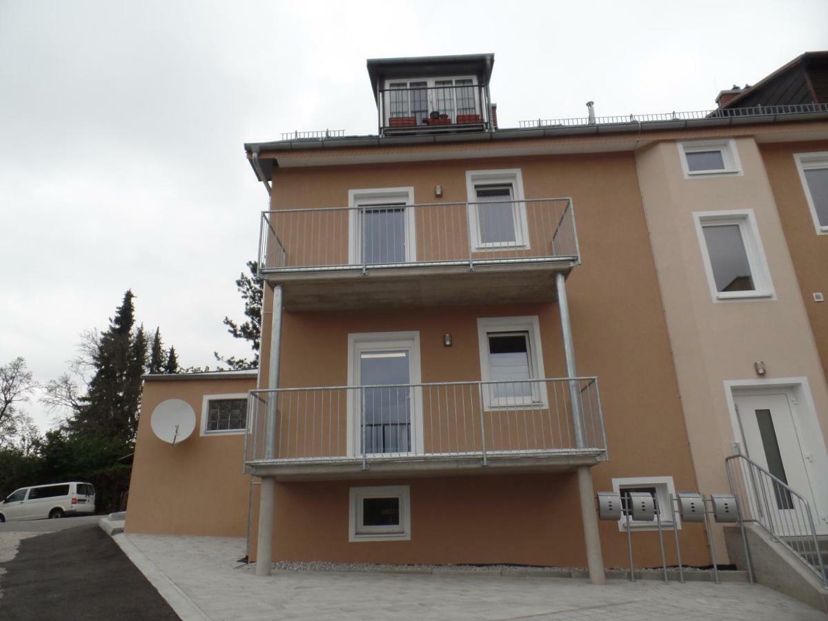Charakterhaus Apartment Neulengbach Bagian luar foto
